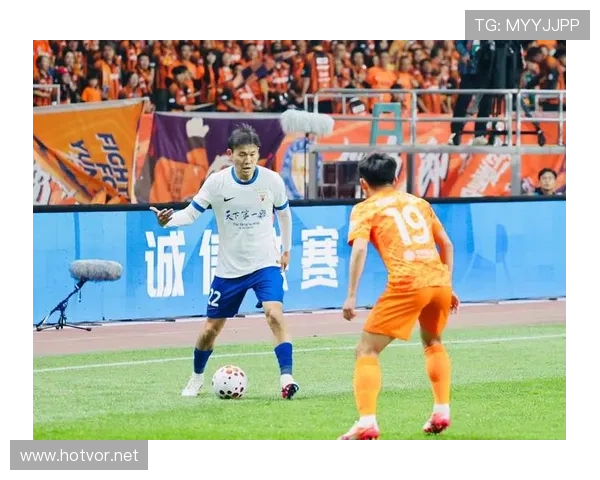 山东泰山阵容老化问题浮现,对赛季后期竞争格局带来实际影响 山东泰山阵容老化问题浮现,对赛季后期竞争格局带来实际影响