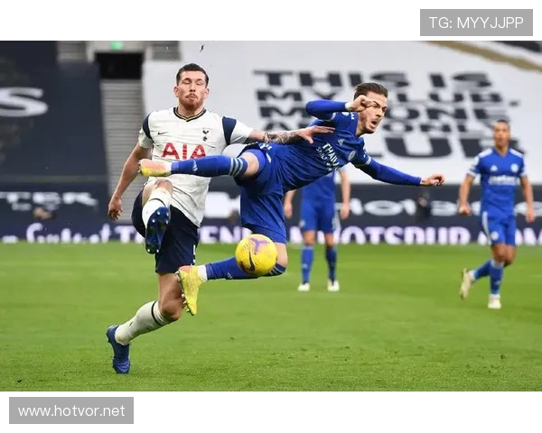 麦迪逊作为前腰组织核心如何主导进攻节奏